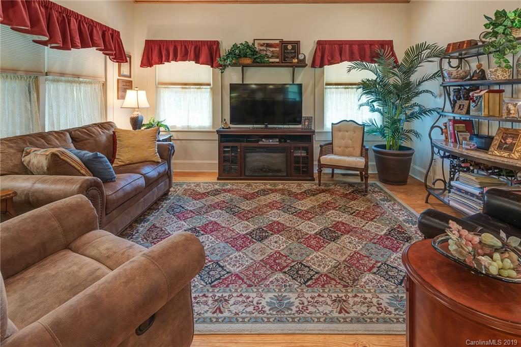 276 Morgan Branch Road Marshall NC 28753
