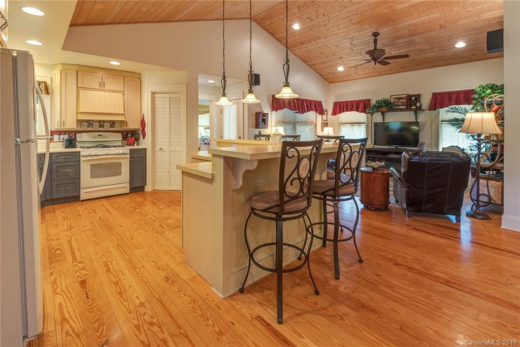 276 Morgan Branch Road Marshall NC 28753