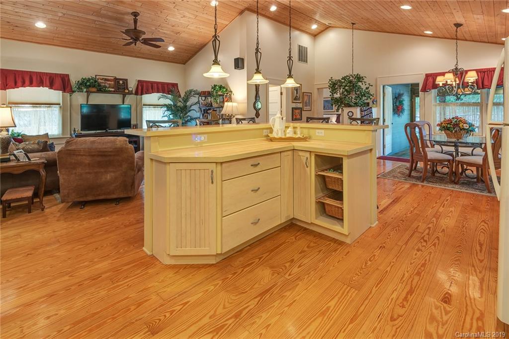 276 Morgan Branch Road Marshall NC 28753