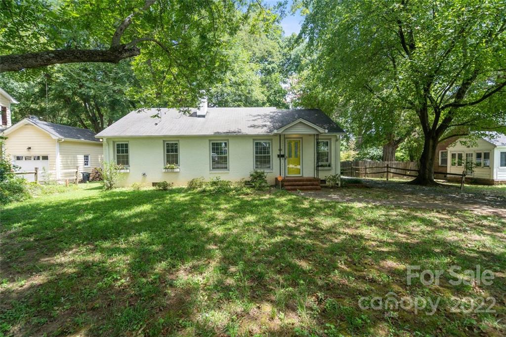 2028 Lanier Avenue Charlotte NC 28205