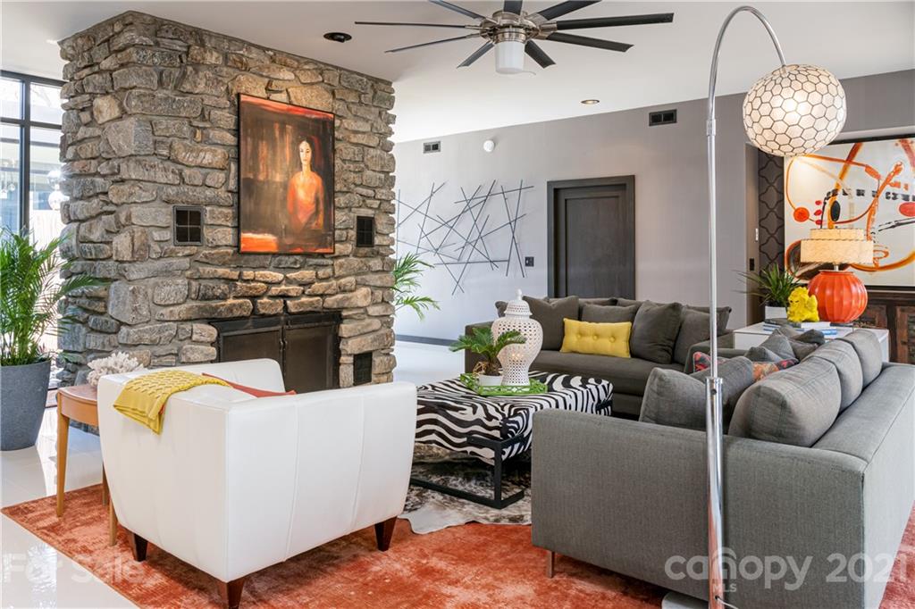 1585 Country Club Drive Canton NC 28716