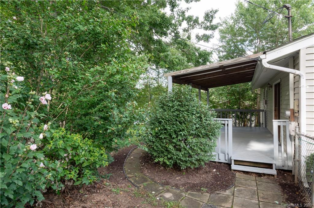 4 Lancelot Lane Asheville NC 28806