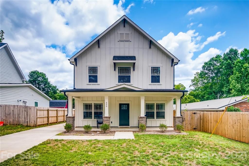 556 Main Street Matthews NC 28105