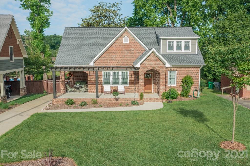 329 Fannie Circle Charlotte NC 28205