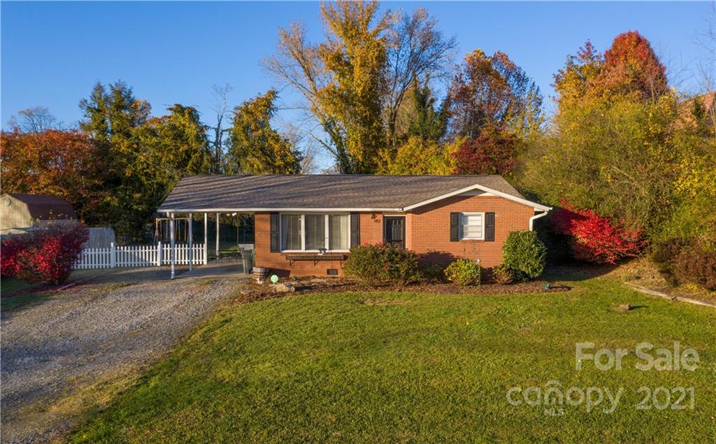 182 Etowah School Road Etowah NC 28729