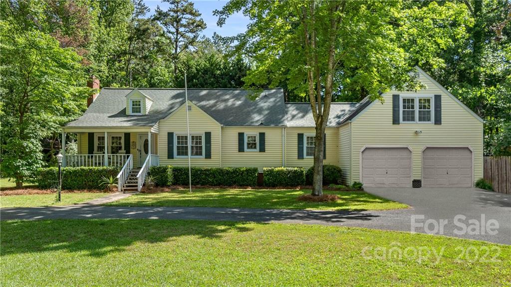 2600 Lakeview Circle Matthews NC 28105
