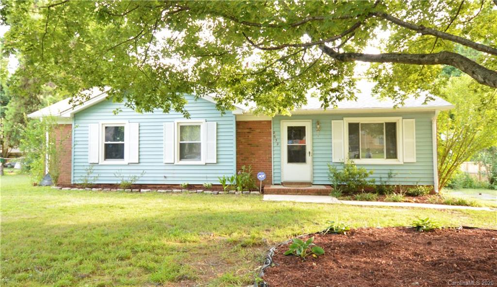 2632 Clover Hill Lane Charlotte NC 28215