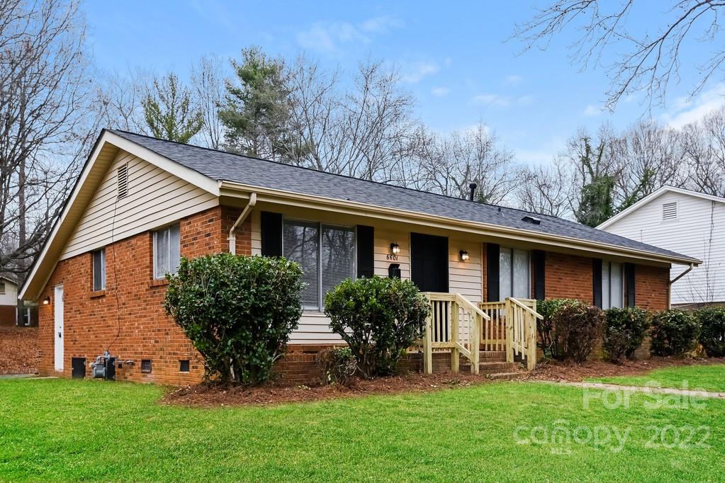 6601 Covecreek Drive Charlotte NC 28215