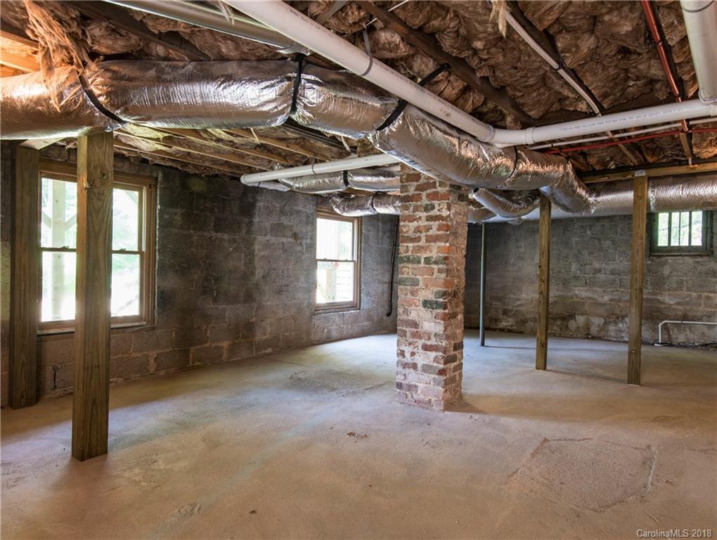 44 Forsythe Street Asheville NC 28801