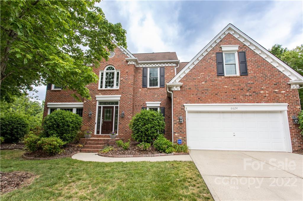 6624 Blue Sky Lane Charlotte NC 28269