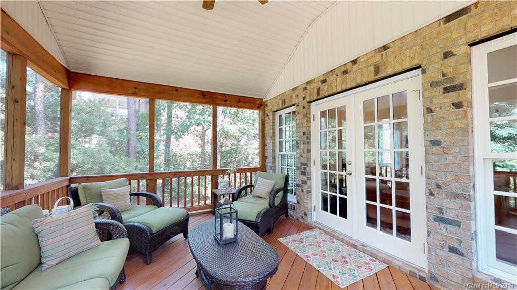 16627 Flintrock Falls Lane Charlotte NC 28278