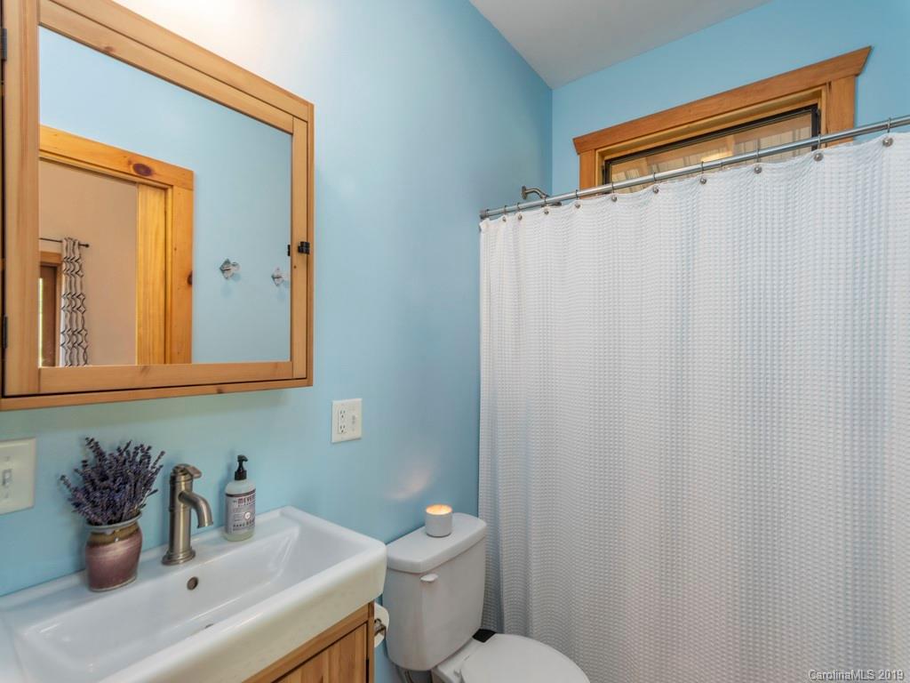 252 Glory View Lane Marshall NC 28753