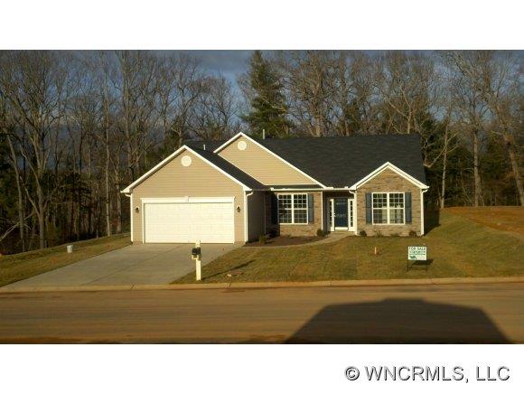 7 Woodthorn Road Weaverville NC 28787