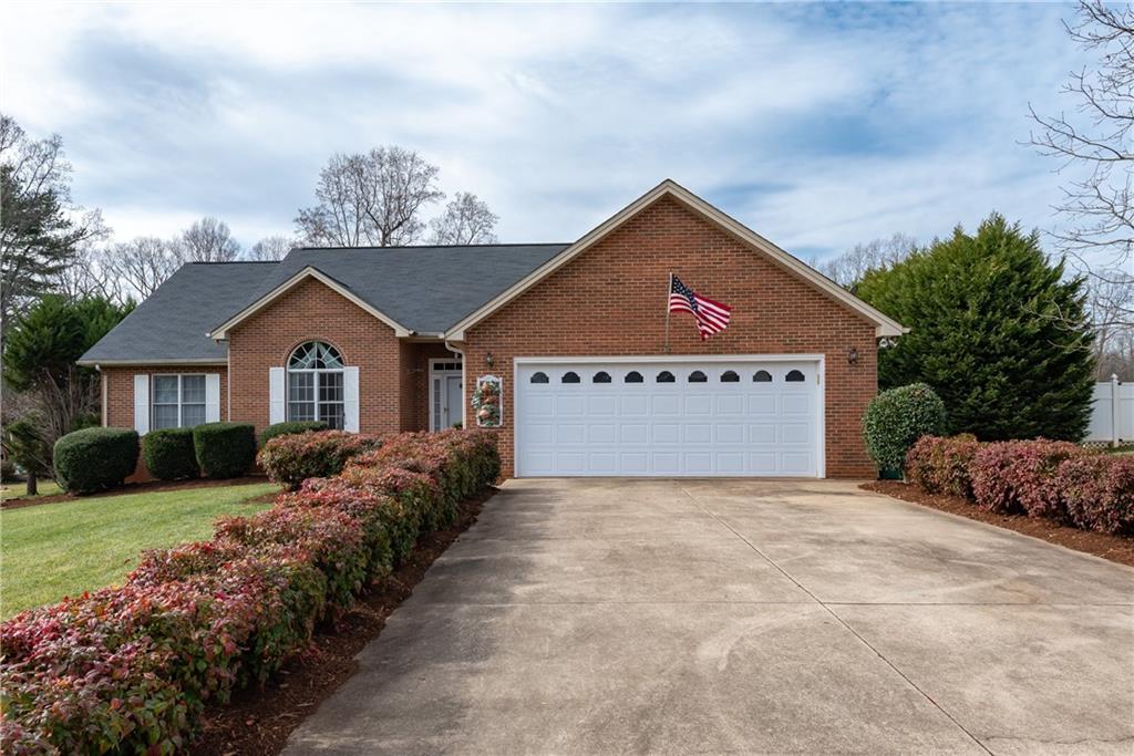 1077 Merrywood Drive Newton NC 28658