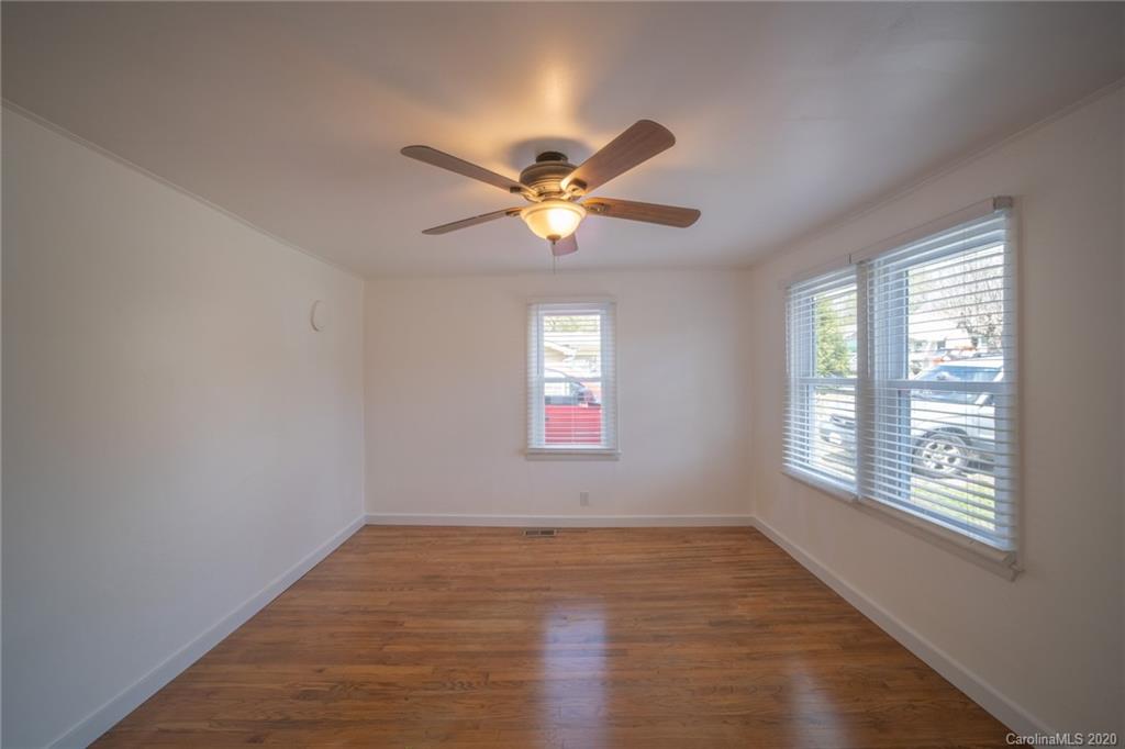 33 Ridge Avenue Asheville NC 28803