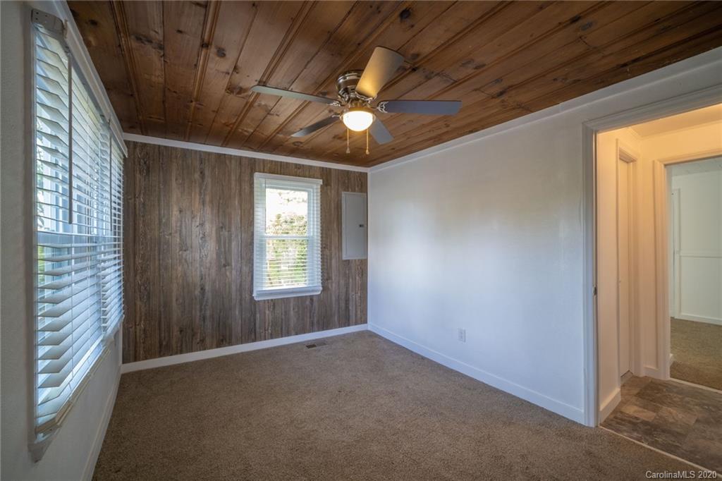 33 Ridge Avenue Asheville NC 28803