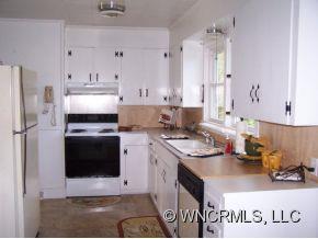 2488 Old Greenlee Road Marion NC 28752