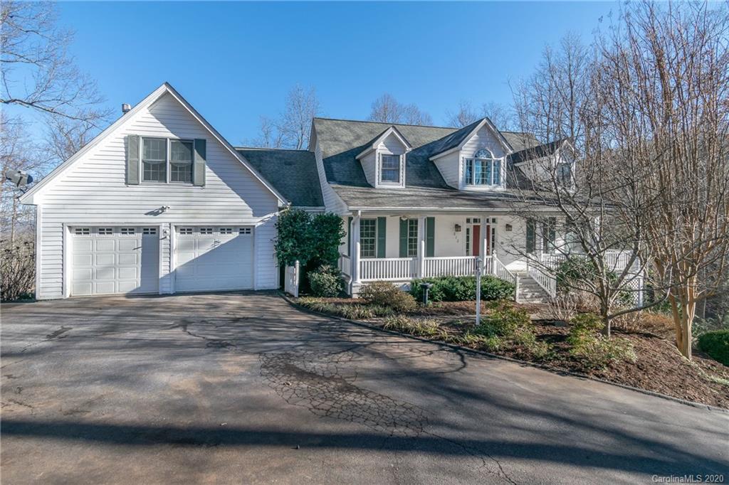 512 Claremont Drive Flat Rock NC 28731