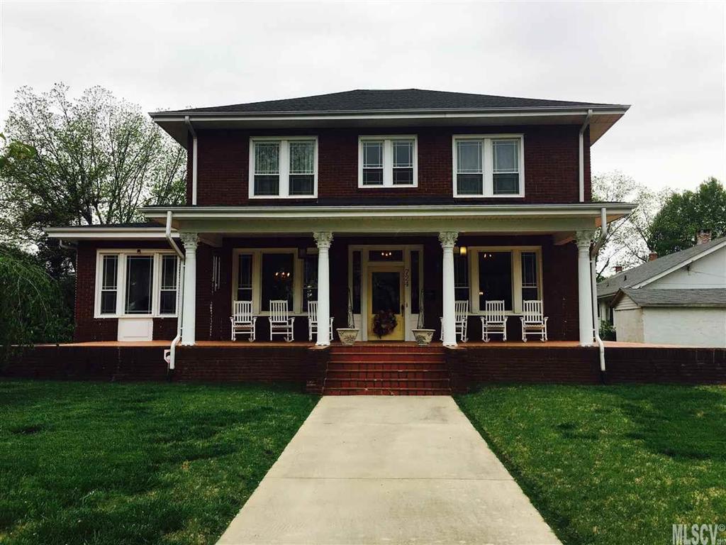 724 N Main Avenue Newton NC 28658
