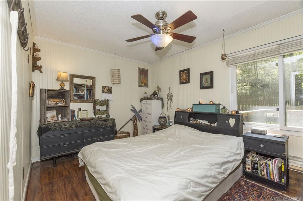 14 Wildwood Circle Fletcher NC 28732