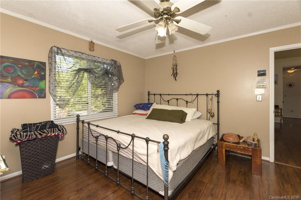 14 Wildwood Circle Fletcher NC 28732