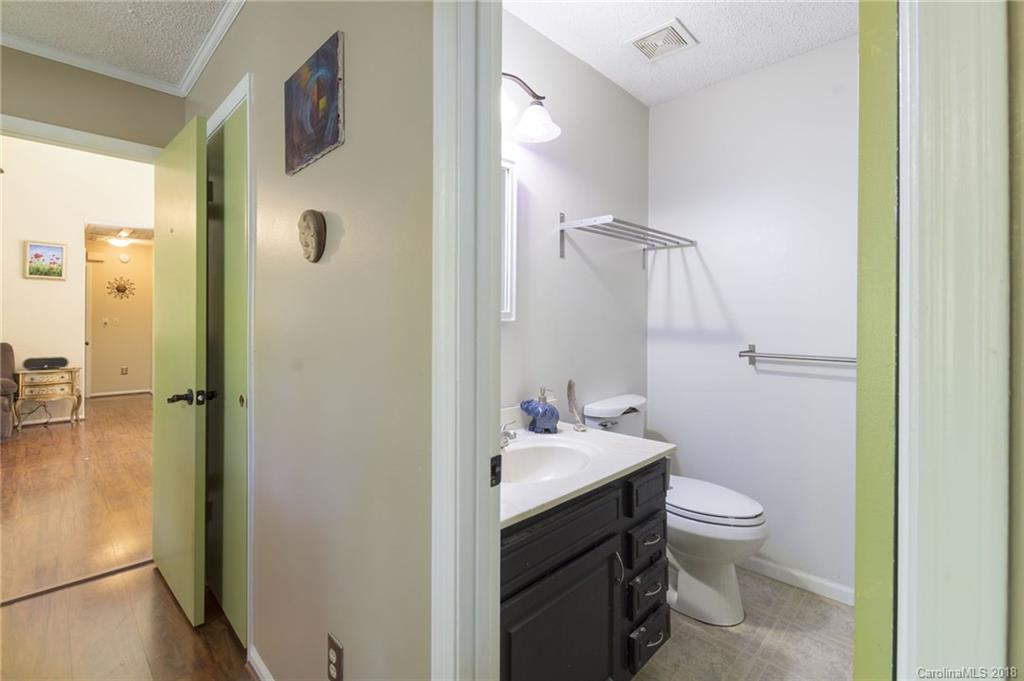 14 Wildwood Circle Fletcher NC 28732