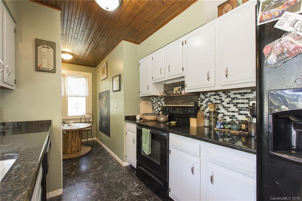 14 Wildwood Circle Fletcher NC 28732