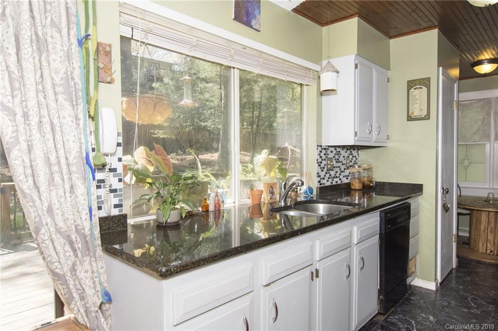 14 Wildwood Circle Fletcher NC 28732