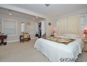 19 Maplewood Road Asheville NC 28804
