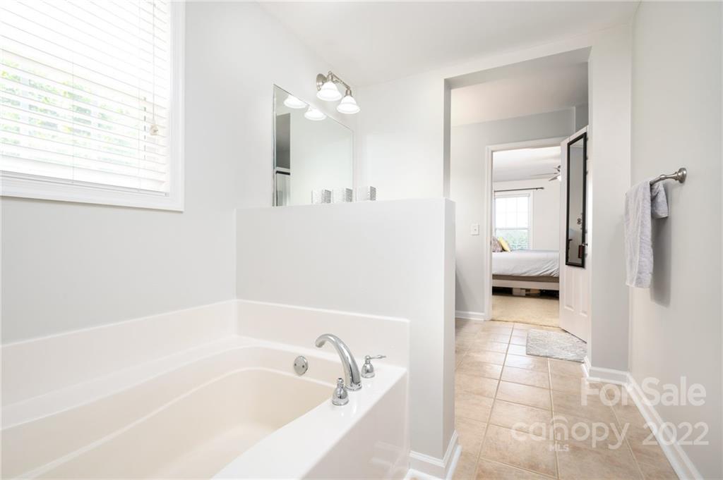 326 Macneil Way Weaverville NC 28787
