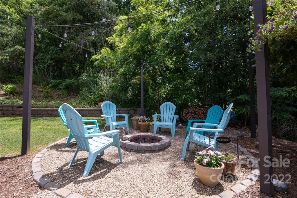 326 Macneil Way Weaverville NC 28787