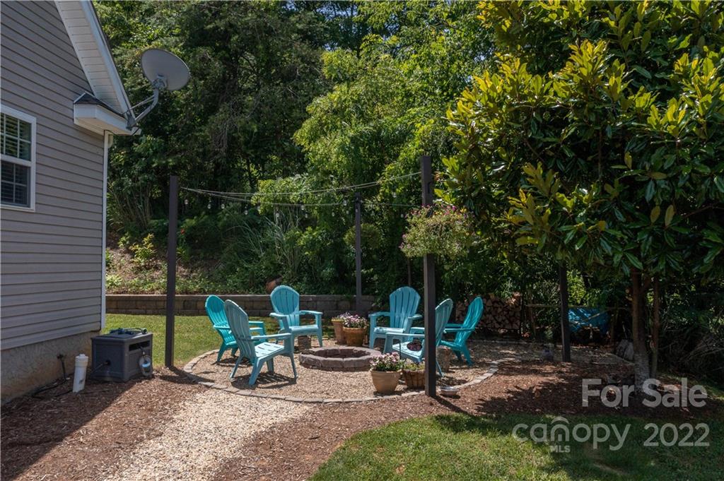 326 Macneil Way Weaverville NC 28787