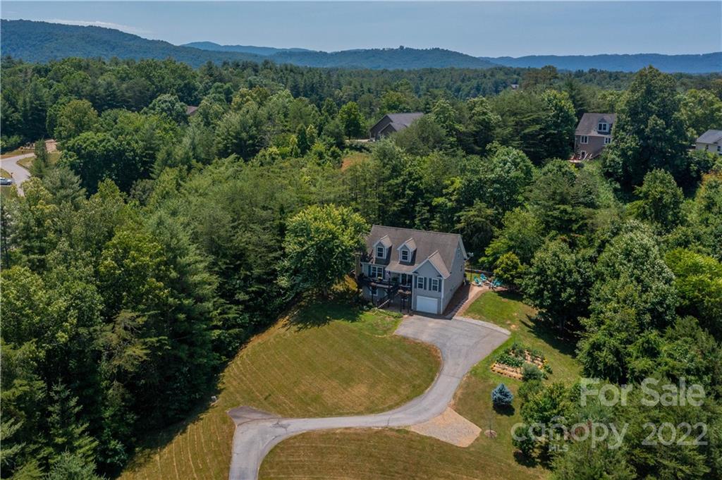 326 Macneil Way Weaverville NC 28787
