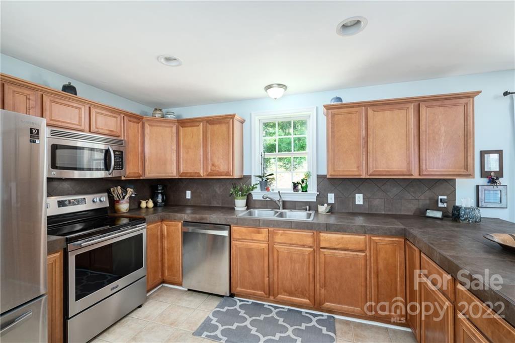326 Macneil Way Weaverville NC 28787