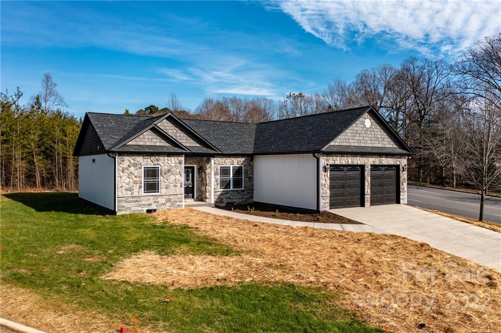 1357 20th Avenue Lane NE Hickory NC 28601