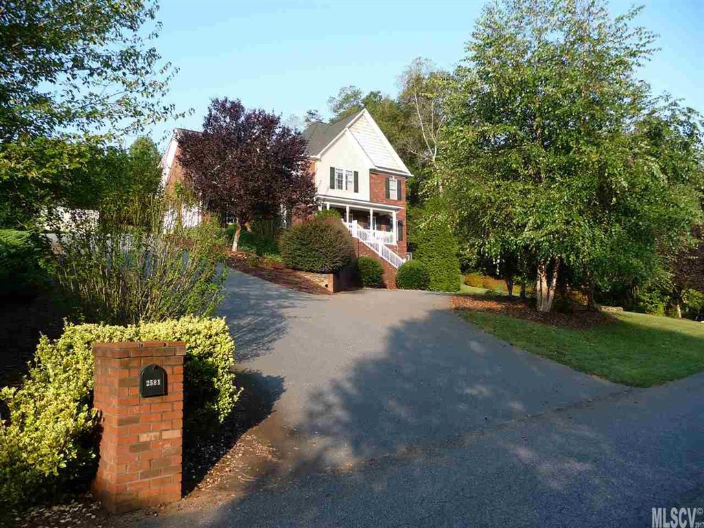 2581 Henry Falls Drive Hickory NC 28602