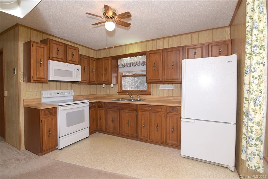 66 Duncan Road Waynesville NC 28785