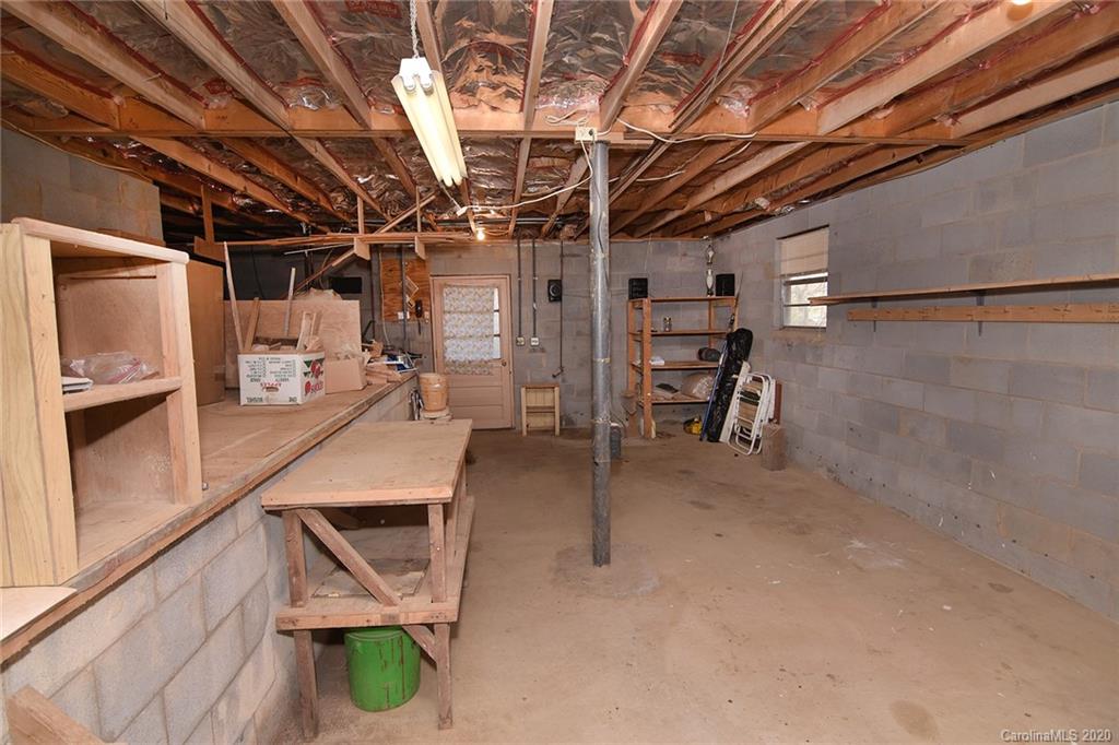 66 Duncan Road Waynesville NC 28785