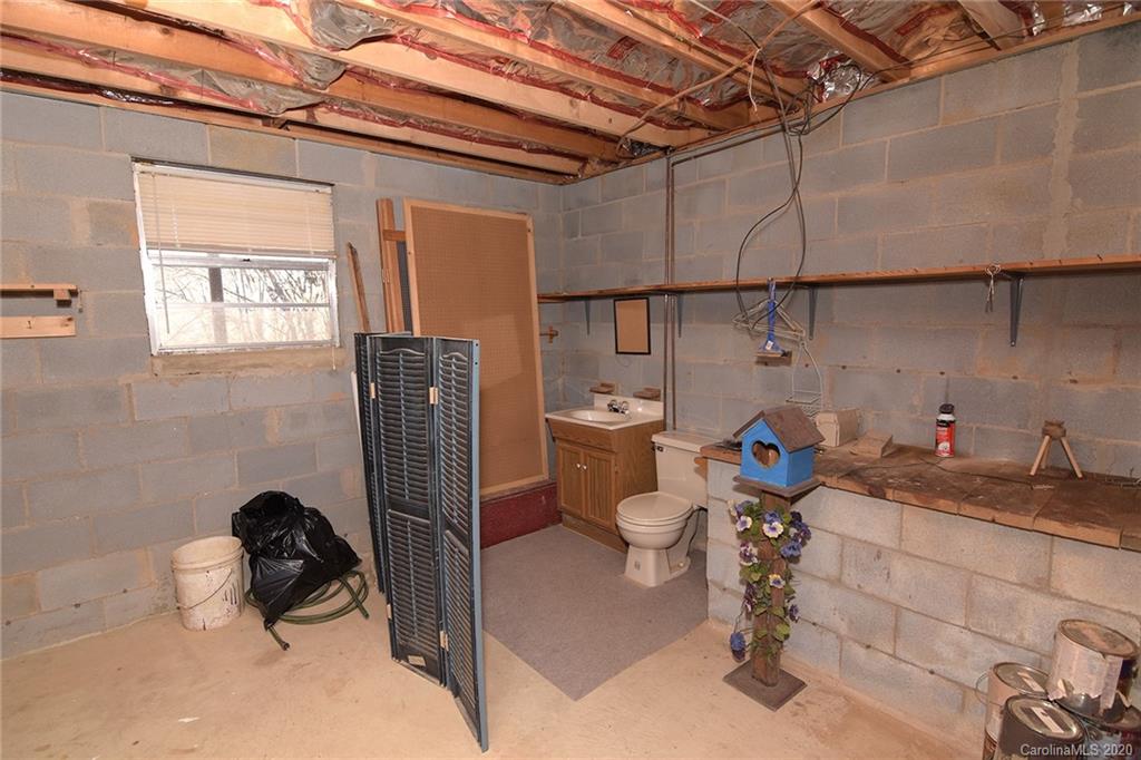 66 Duncan Road Waynesville NC 28785