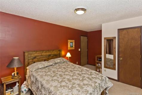 35 Jupiter Heights Weaverville NC 28787
