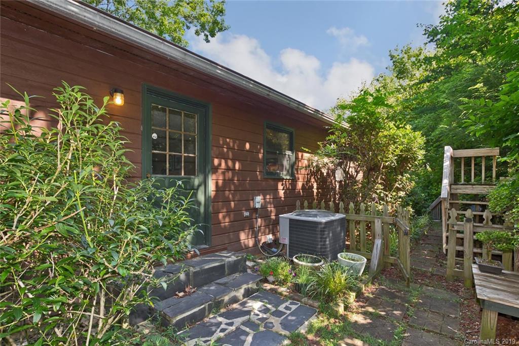35 Jupiter Heights Weaverville NC 28787
