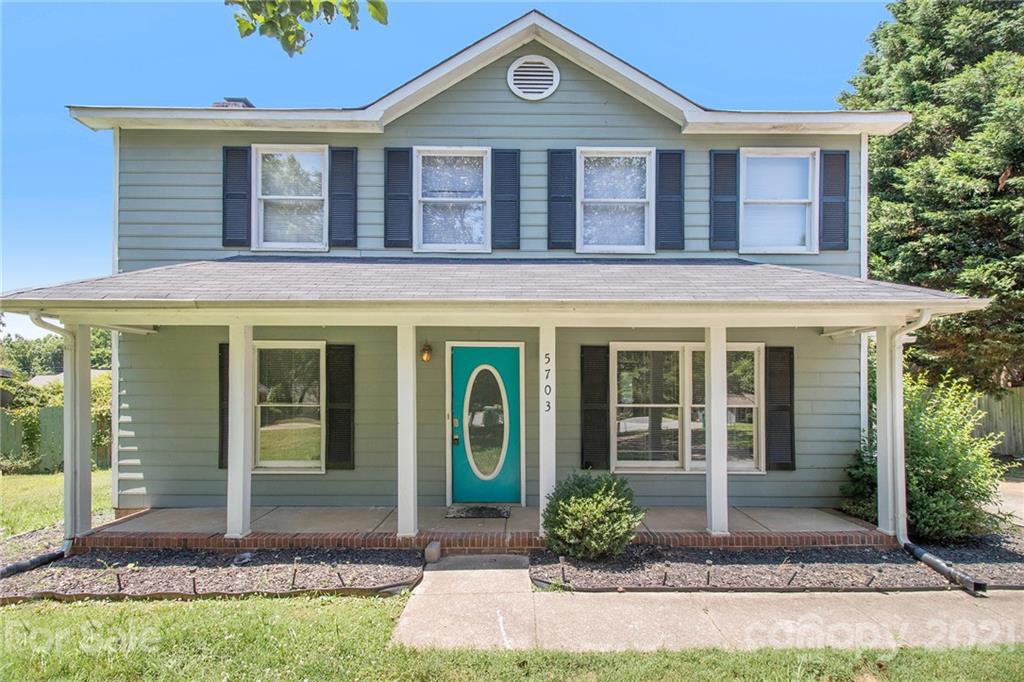 5703 Lambrook Court Charlotte NC 28269