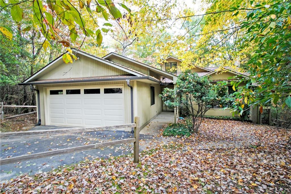 75 Dvga Court Brevard NC 28712