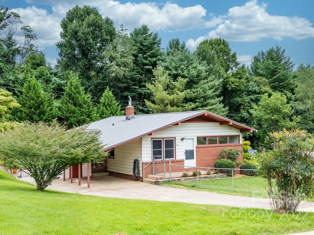 111 Richmond Hill Drive Asheville NC 28806
