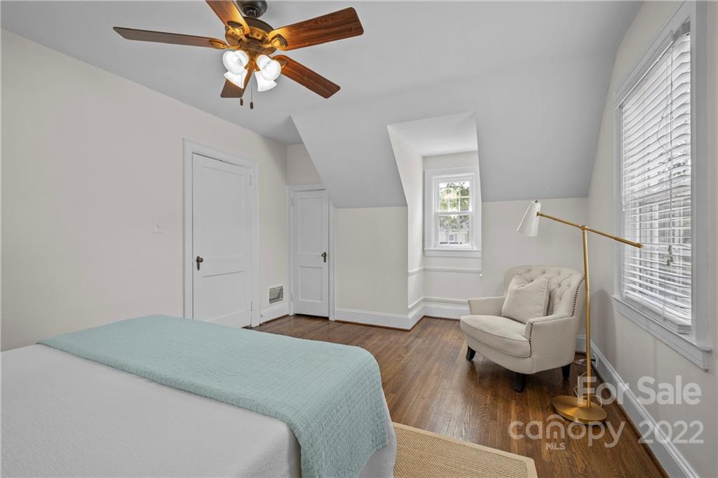 2241 Colony Road Charlotte NC 28209