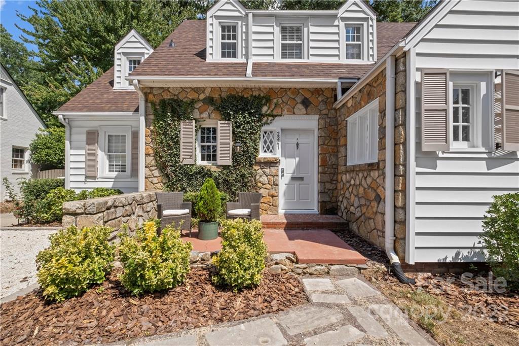 2241 Colony Road Charlotte NC 28209