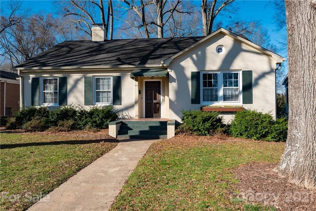 559 7th Street NW Hickory NC 28601