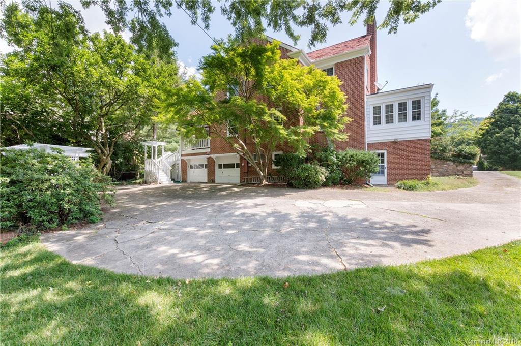 486 Kimberly Avenue Asheville NC 28804