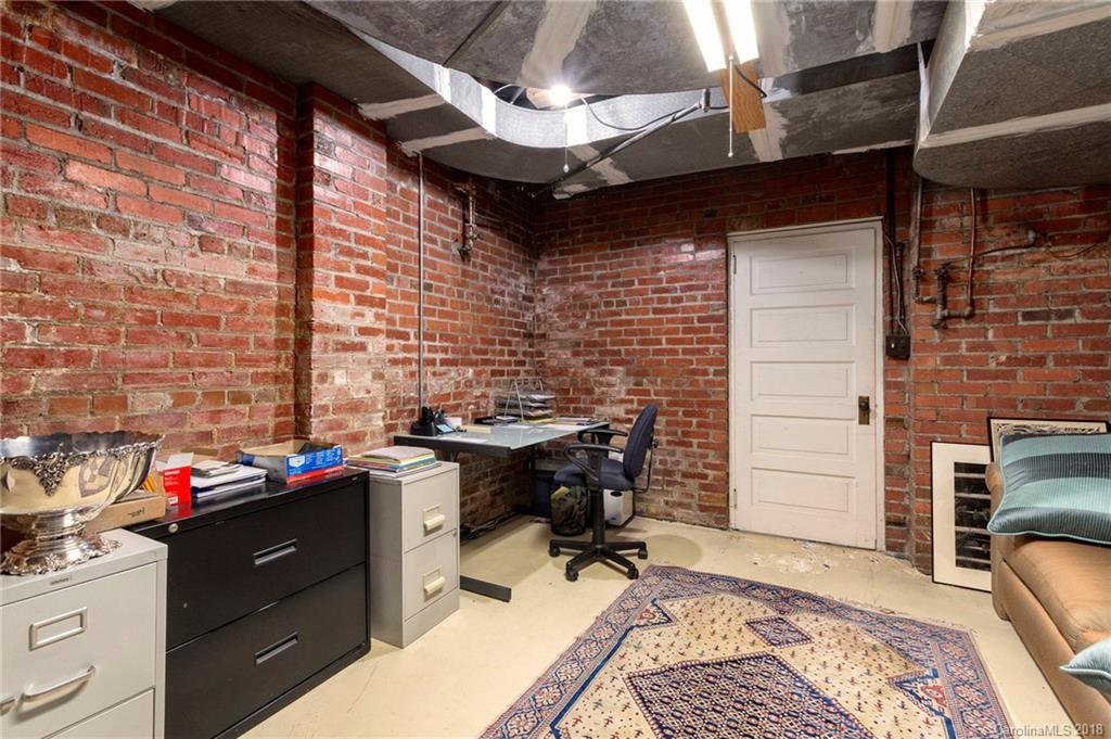486 Kimberly Avenue Asheville NC 28804