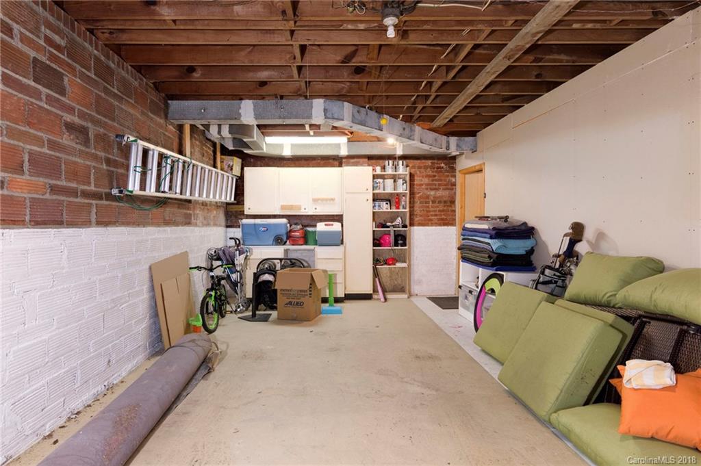 486 Kimberly Avenue Asheville NC 28804
